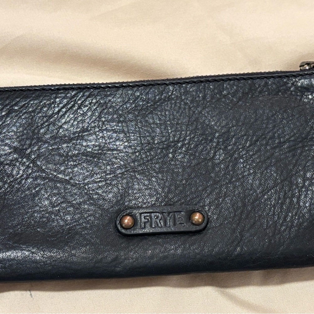 Frye Black Leather Zip Clutch Wallet